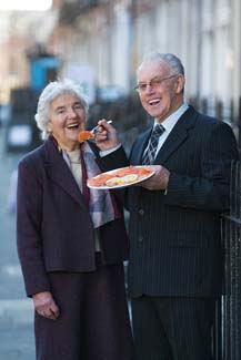 NIcky McLoughlin with Myrtle Allen